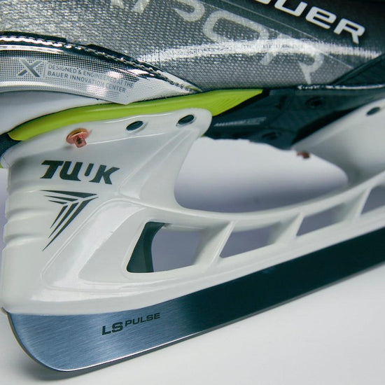 Vapor Hyperlite Pulse Hockey Skates - Intermediate - Sports Excellence