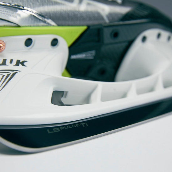 Vapor Hyperlite Pulse TI Hockey Skates - Intermediate - Sports Excellence