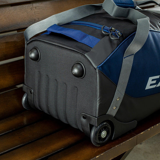 Matrix Bat + Equipment Wheeled bag Senior - Sports Excellence